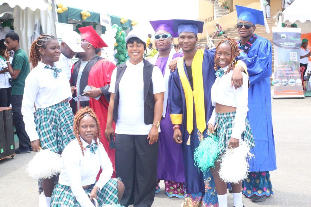 518985769_769238185619199_5228206760882307436_n