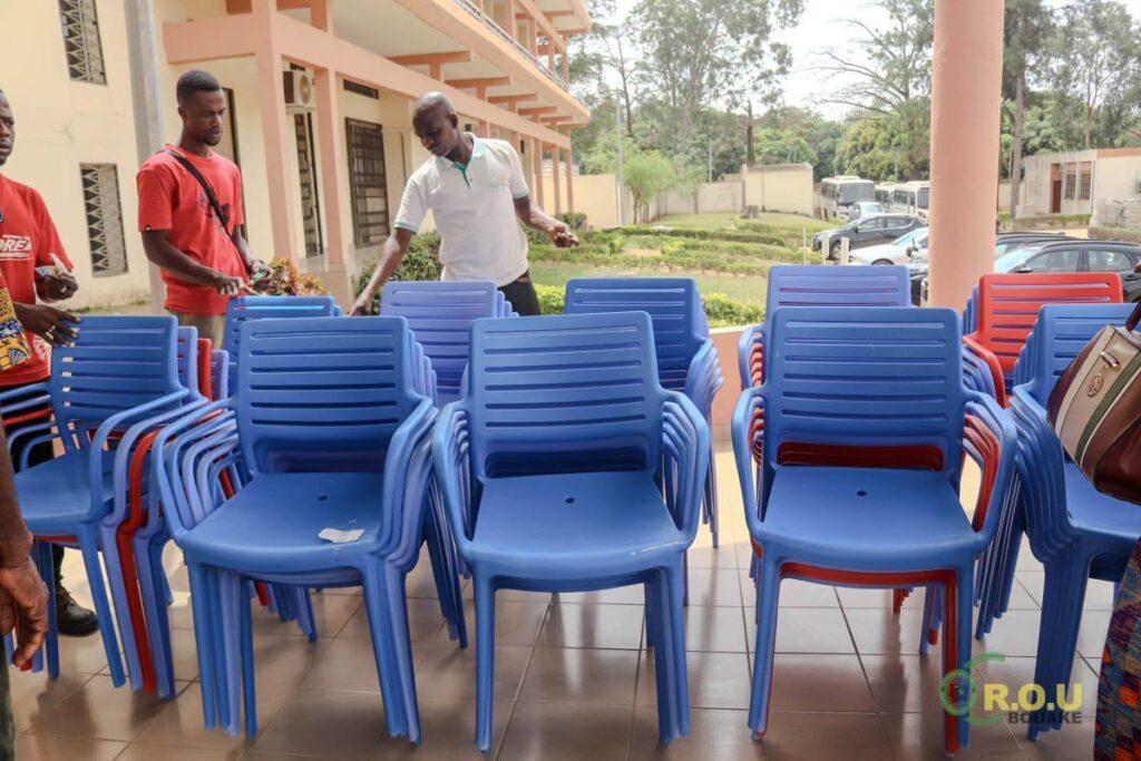 𝐀𝐌𝐄𝐋𝐈𝐎𝐑𝐀𝐓𝐈𝐎𝐍  𝐃𝐄𝐒 𝐂𝐎𝐍𝐃𝐈𝐓𝐈𝐎𝐍𝐒 𝐃𝐄 𝐕𝐈𝐄 𝐃𝐄𝐒 𝐄𝐓𝐔𝐃𝐈𝐀𝐍𝐓𝐒 : 𝐋𝐄 𝐂𝐑𝐎𝐔-𝐁 𝐃𝐎𝐓𝐄  𝐋𝐄𝐒  𝐂𝐀𝐅𝐄𝐓𝐄𝐑𝐈𝐀𝐒 𝐔𝐍𝐈𝐕𝐄𝐑𝐒𝐈𝐓𝐀𝐈𝐑𝐄𝐒 𝐃𝐄  200 𝐂𝐇𝐀𝐈𝐒𝐄𝐒