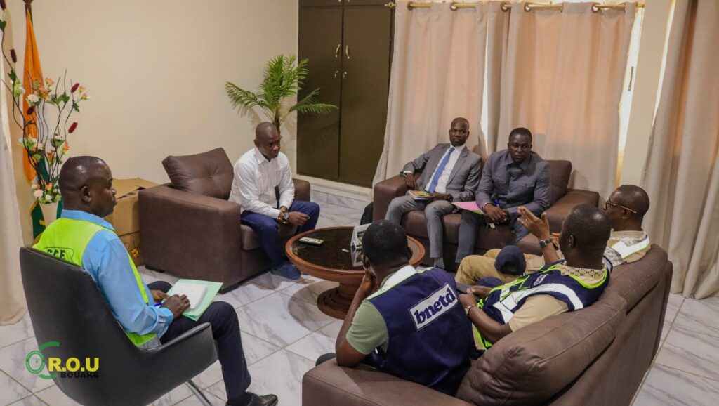 𝐕𝐈𝐄 𝐃𝐄 L&rsquo;𝐈𝐍𝐒𝐓𝐈𝐓𝐔𝐓𝐈𝐎𝐍 : 𝐋𝐄 𝐃𝐈𝐑𝐄𝐂𝐓𝐄𝐔𝐑 𝐃𝐔 𝐂𝐑𝐎𝐔 𝐃𝐄 𝐁𝐎𝐔𝐀𝐊𝐄 𝐄𝐂𝐇𝐀𝐍𝐆𝐄 𝐀𝐕𝐄𝐂 𝐋𝐄 𝐂𝐎𝐍𝐒𝐄𝐈𝐋𝐋𝐄𝐑 𝐓𝐄𝐂𝐇𝐍𝐈𝐐𝐔𝐄 𝐃𝐔 𝐃𝐈𝐑𝐄𝐂𝐓𝐄𝐔𝐑 GENERAL 𝐃𝐔 𝐁𝐍𝐄𝐓𝐃