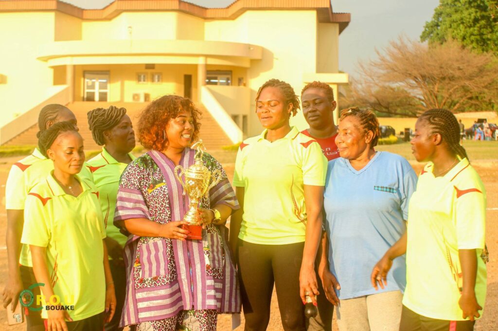 𝐀𝐂𝐓𝐈𝐕𝐈𝐓𝐄 𝐒𝐏𝐎𝐑𝐓𝐈𝐕𝐄 : 𝐌𝐀𝐓𝐂𝐇 𝐃𝐄 𝐆𝐀𝐋𝐀, 𝐔𝐍𝐄 𝐕𝐈𝐂𝐓𝐎𝐈𝐑𝐄 𝐃𝐀𝐍𝐒 𝐋𝐀 𝐉𝐎𝐈𝐄 𝐄𝐓 L’𝐔𝐍𝐈𝐓𝐄.