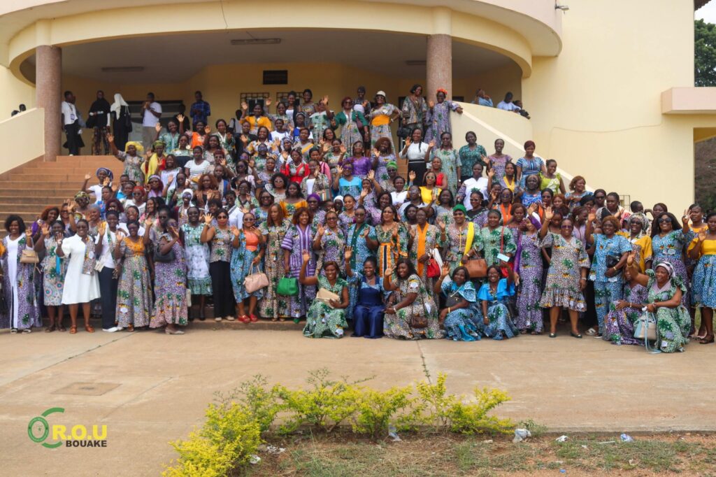 𝐕𝐈𝐄 𝐃𝐄 L’𝐈𝐍𝐒𝐓𝐈𝐓𝐔𝐓𝐈𝐎𝐍 : 𝐂𝐄𝐑𝐄𝐌𝐎𝐍𝐈𝐄 𝐂𝐎𝐍𝐉𝐎𝐈𝐍𝐓𝐄 𝐃𝐄 𝐋𝐀 𝐂𝐄𝐋𝐄𝐁𝐑𝐀𝐓𝐈𝐎𝐍 DE LA 𝐉𝐎𝐔𝐑𝐍𝐄𝐄 𝐈𝐍𝐓𝐄𝐑𝐍𝐀𝐓𝐈𝐎𝐍𝐀𝐋𝐄 𝐃𝐄𝐒 𝐃𝐑𝐎𝐈𝐓𝐒 𝐃𝐄 𝐋𝐀 𝐅𝐄𝐌𝐌𝐄 A L&rsquo;𝐔𝐍𝐈𝐕𝐄𝐑𝐒𝐈𝐓𝐄 𝐀𝐋𝐀𝐒𝐒𝐀𝐍𝐄 𝐎𝐔𝐀𝐓𝐓𝐀𝐑𝐀